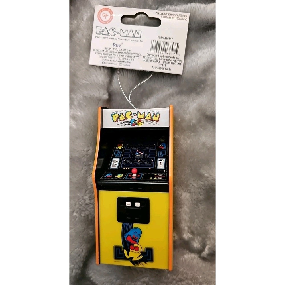 Pac-man Arcade Christmas Ornament New Collectible